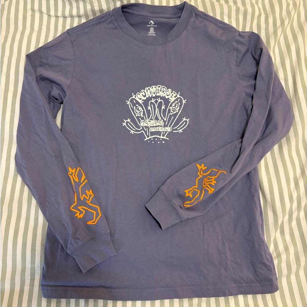 CONVERSE long sleeve top!